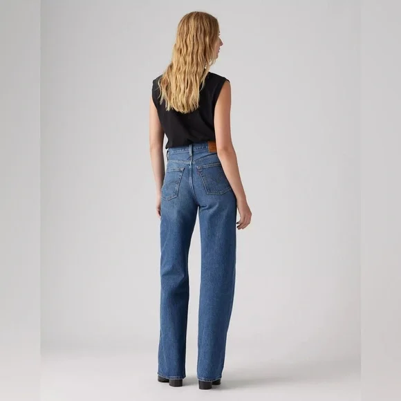 Levi’s Ribcage Wide Leg Jeans - Picture 2 of 5